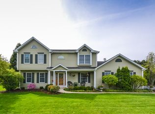 2759 Conant Ct, Geneva, IL 60134