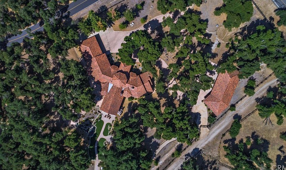 1st image of 18775 Hombre Ln
