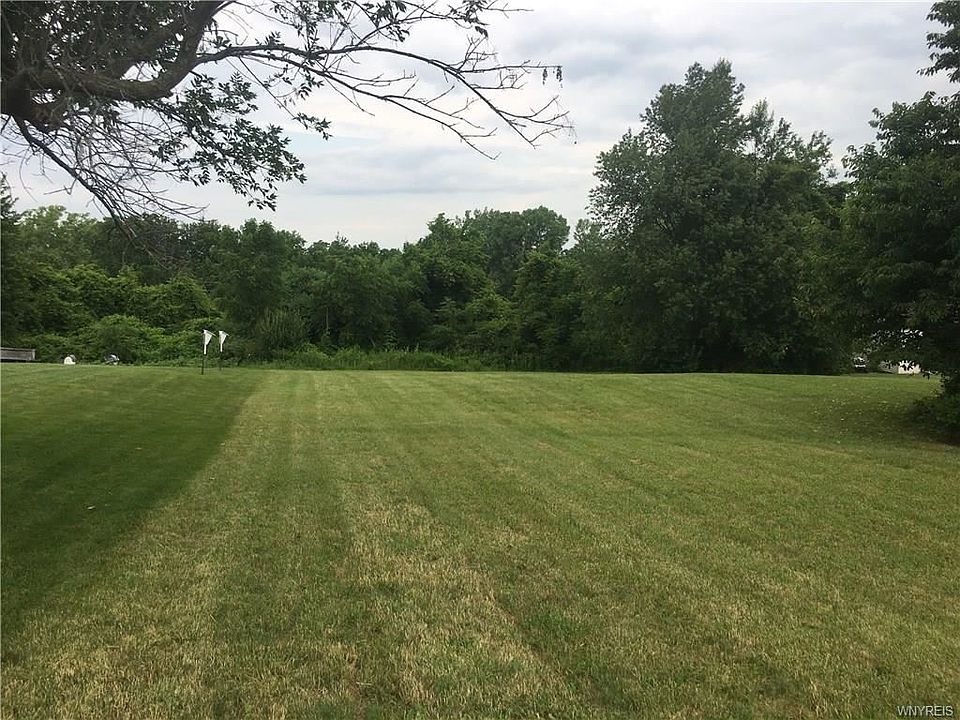 1st image of 7685 Highland Dr