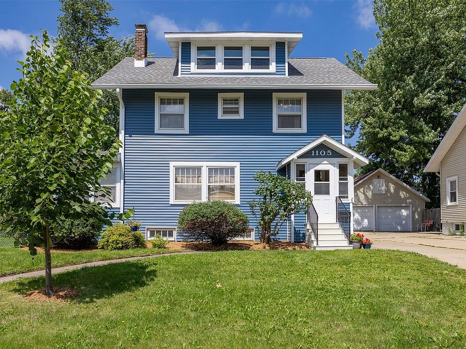 1st image of 1105 Maplewood Dr NE