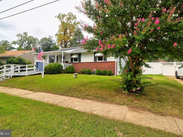 114 Olen Dr, Glen Burnie, MD 21061