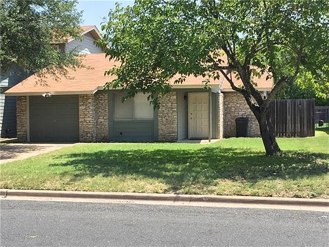 1st image of 12319 Willow Wild Dr