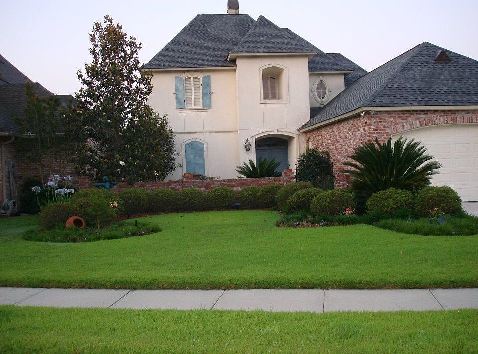 1st image of 11912 Villa Woods Ave