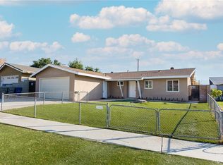 17920 Stillmore St, Santa Clarita, CA 91387