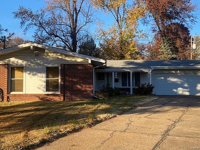 6 Bonnie Ct Florissant MO 63033 Zillow