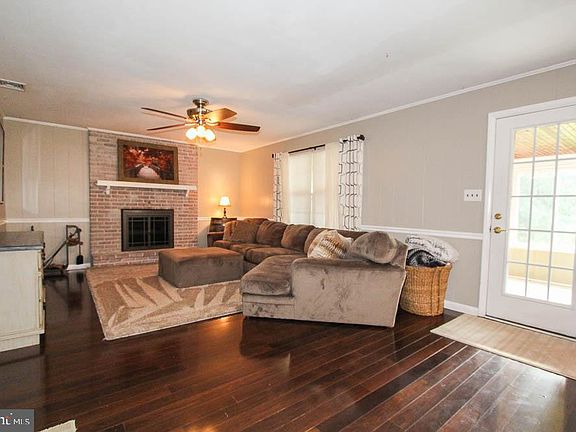 2nd image of 13908 Tropicana Dr