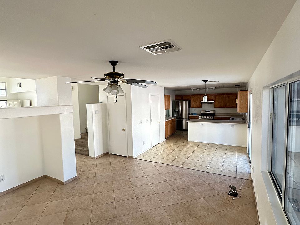 1st image of 6035 Blue Autumn St
