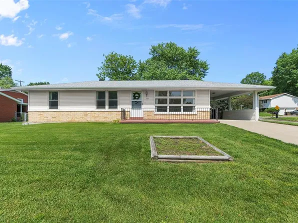 1161 Landgraf Dr, Cape Girardeau, MO 63701
