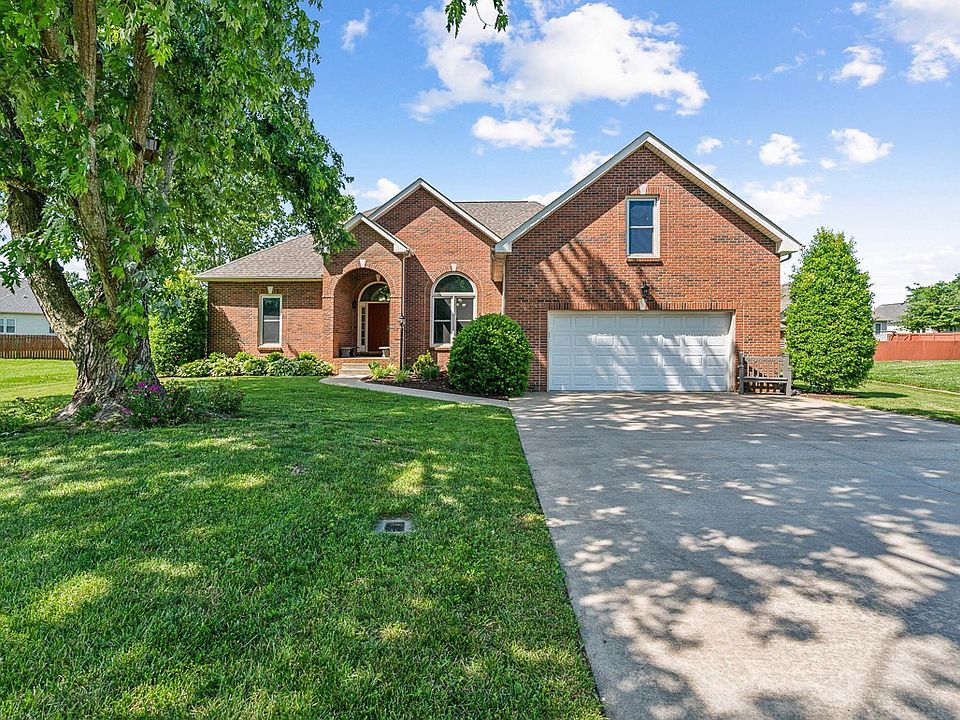 1st image of 792 Isaac Ct