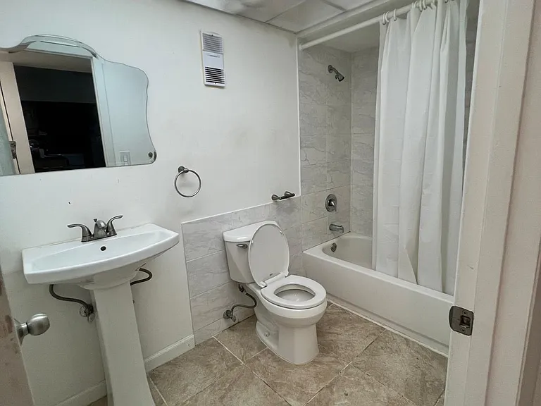 480 NW 20th St #212-B — Photo 10