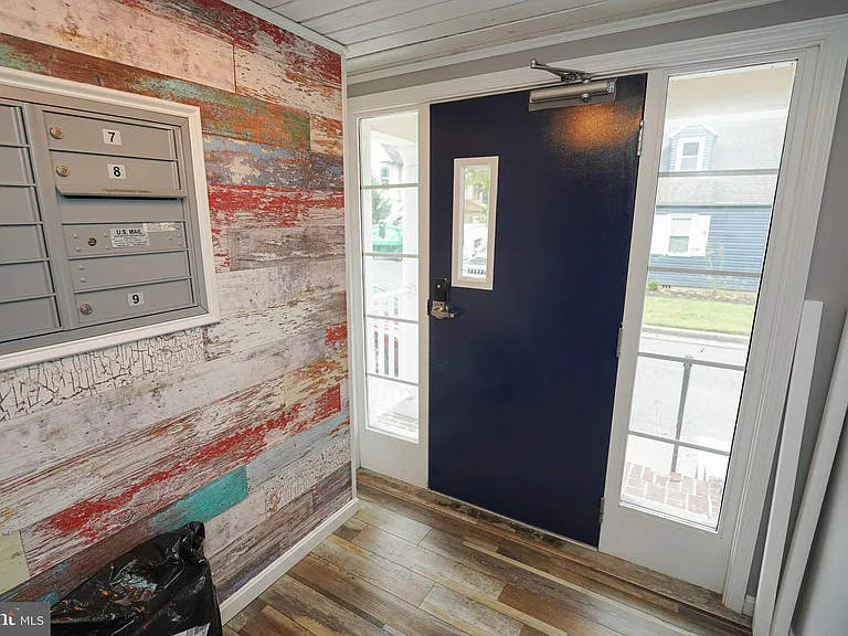308 N Division St #2 — Photo 3