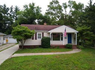 2832 Belknap Ave NE, Grand Rapids, MI 49505