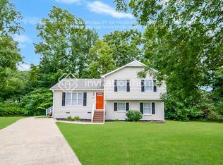 2908 Buckthorne Ct, Raleigh, NC 27610