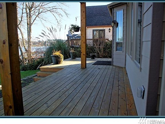 3rd image of 644 Mount Olympus Ave SE