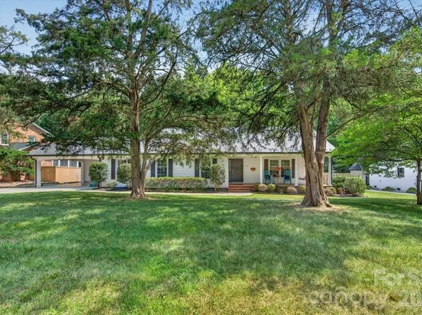 4124 Bridgewood Ln, Charlotte, NC 28226