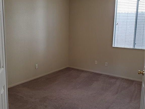 5th image of 10043 Capistrello Ave