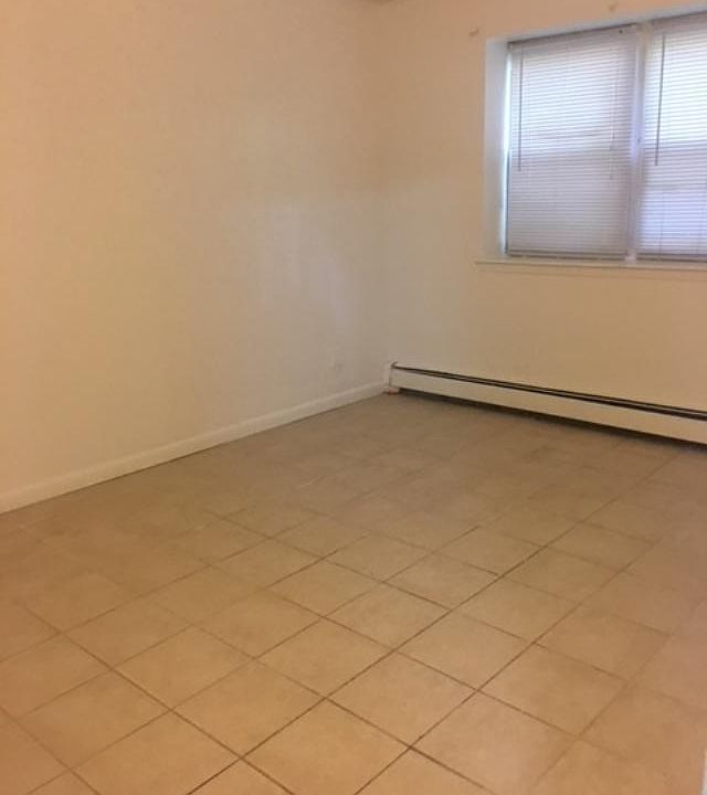 1st image of 7615 47th Ave #B