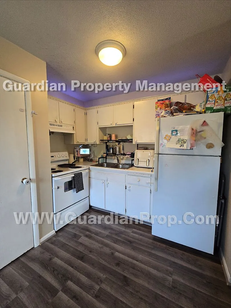 7660 Edgewood Drive — Photo 4