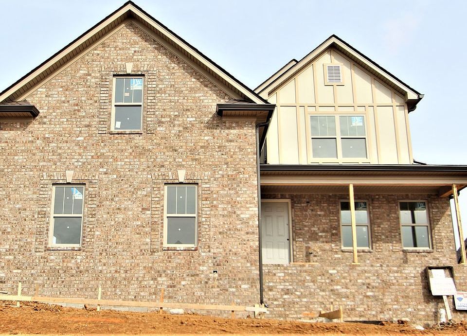 1st image of 82 Ernest Dr #82