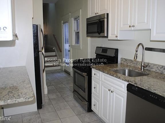 227 Newbury St. #2R Boston - Back Bay Unit Photo 1