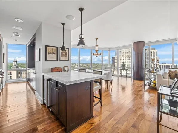 1 Renaissance Square #V2A, White Plains, NY 10601