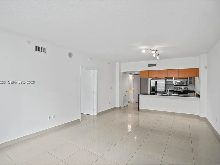 1750 N Bayshore Dr #2804 — Photo 6