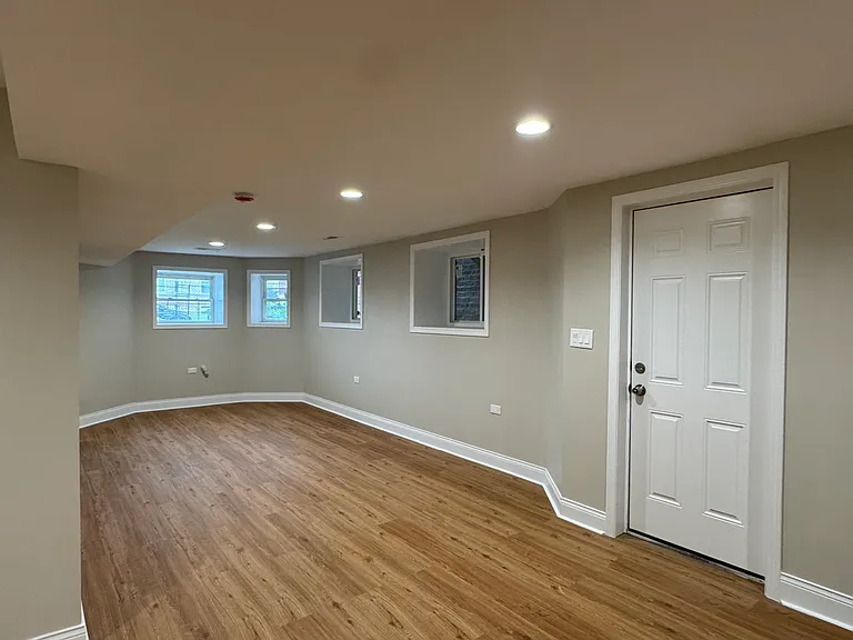 6348 S Langley Ave #1 — Photo 11