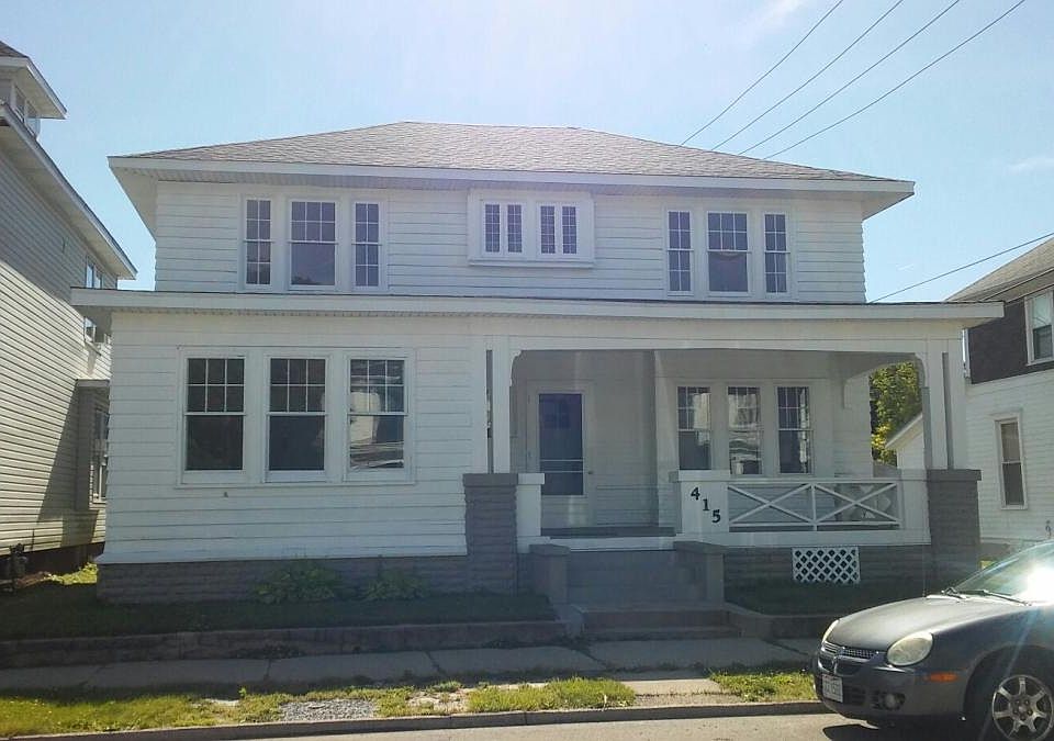 2nd image of 415 Franklin St APT 1