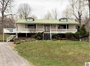 9319 Highway 902, Fredonia, KY 42411