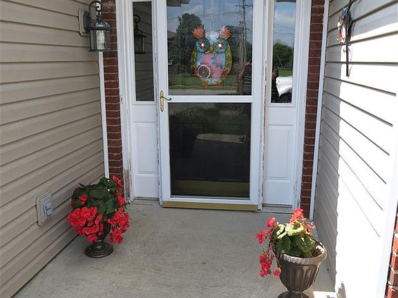 2nd image of 220 Kalla Dr