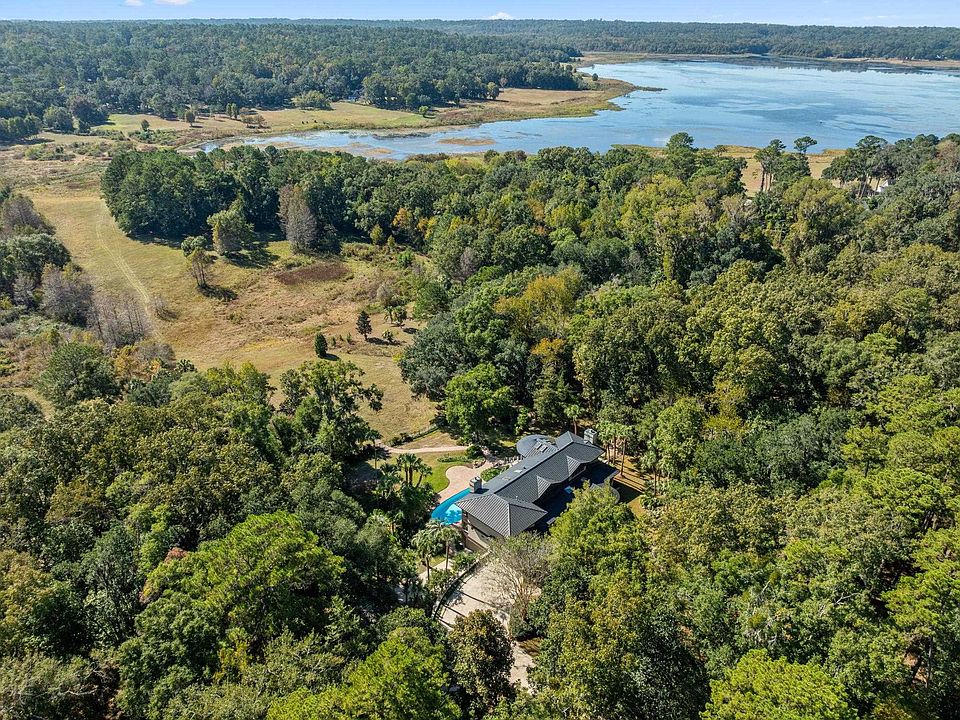 1st image of 767 Rhoden Cove Rd
