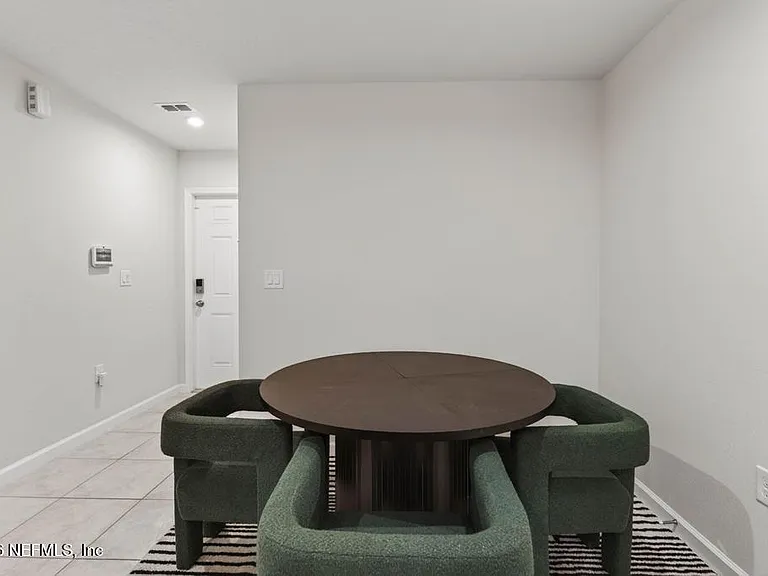 2528 Sadler Trace Way — Photo 4