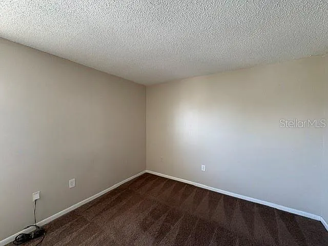 1777 Crystal Grove Dr — Photo 14