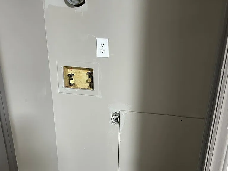 828 Meadow Ridge Ct — Photo 7