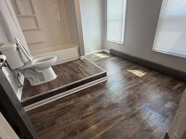 51 E Church St — Photo 9