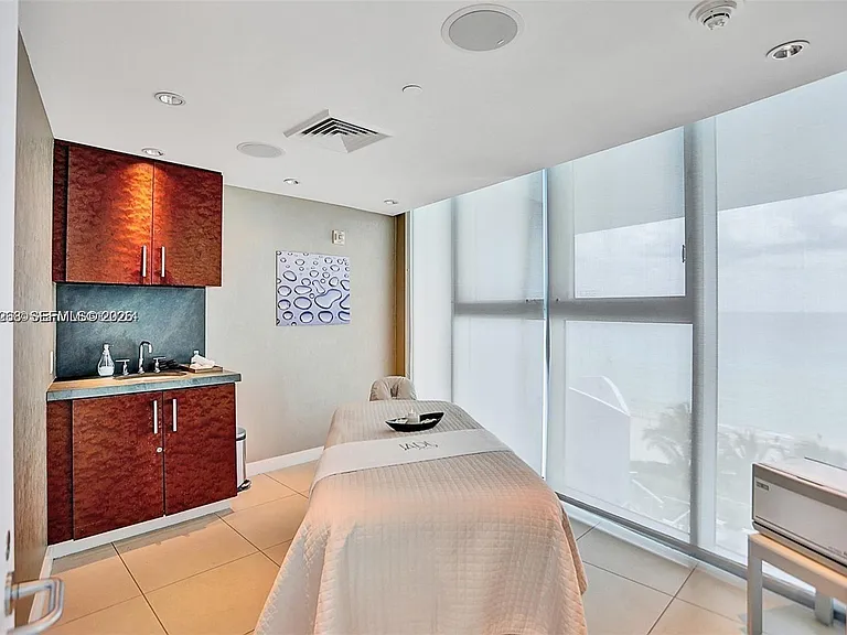 17001 Collins Ave #1908 — Photo 38