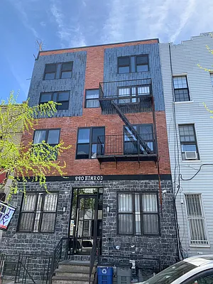 Rented by Premier Metro Realty Corp | media 11