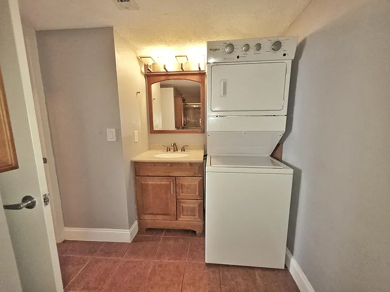 1341 SE 3rd Ave #307 — Photo 18
