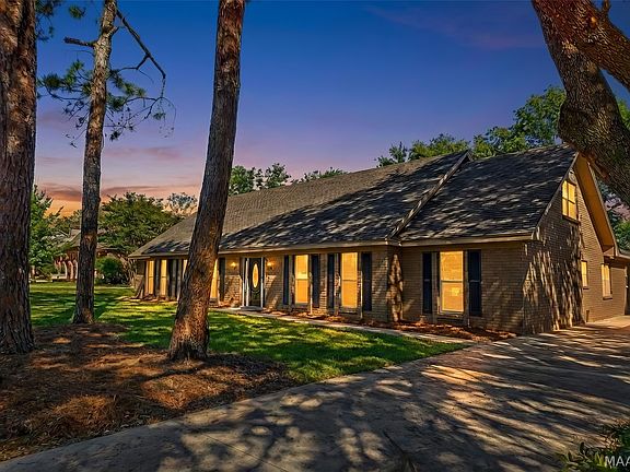 3rd image of 3161 Rolling Rd