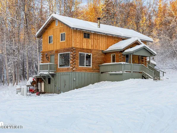 22085 E Faith Cir, Willow, AK 99688