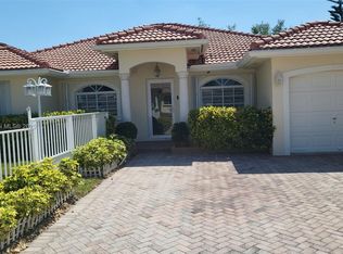 14384 SW 167th Ter, Miami, FL 33177