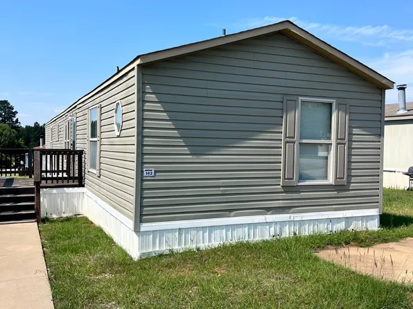 3101 State Highway 31 E Trailer 142, Tyler, TX 75702
