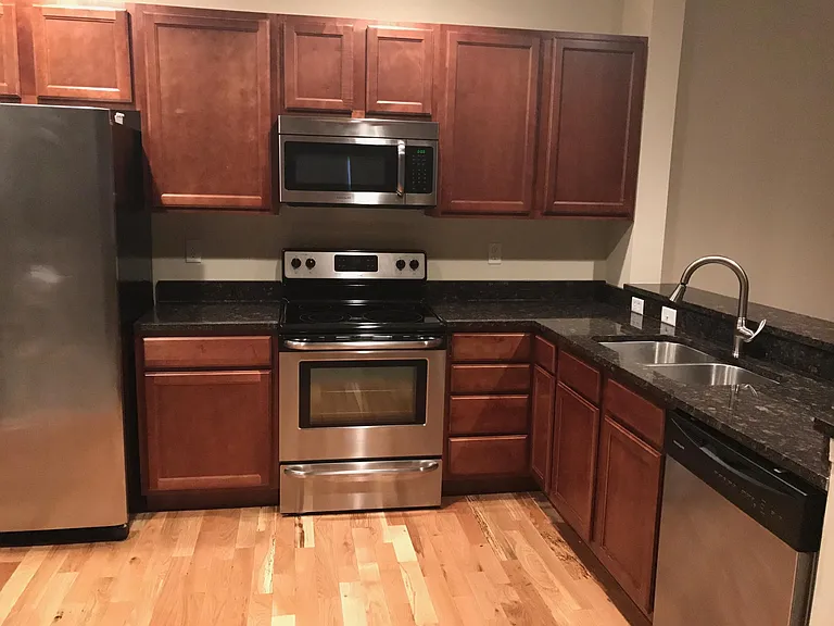 1354 Ida Ave — Photo 7
