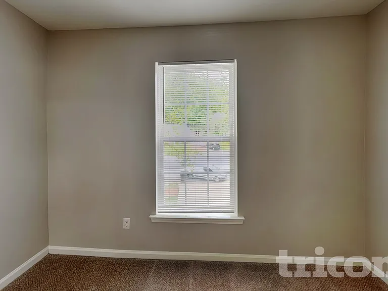 1549 Rumstone Ln — Photo 12