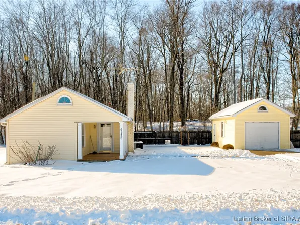 9120 E Blue River Road, Pekin, IN 47165