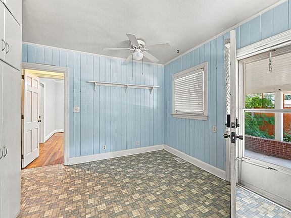 5th image of 400 N Sumner St