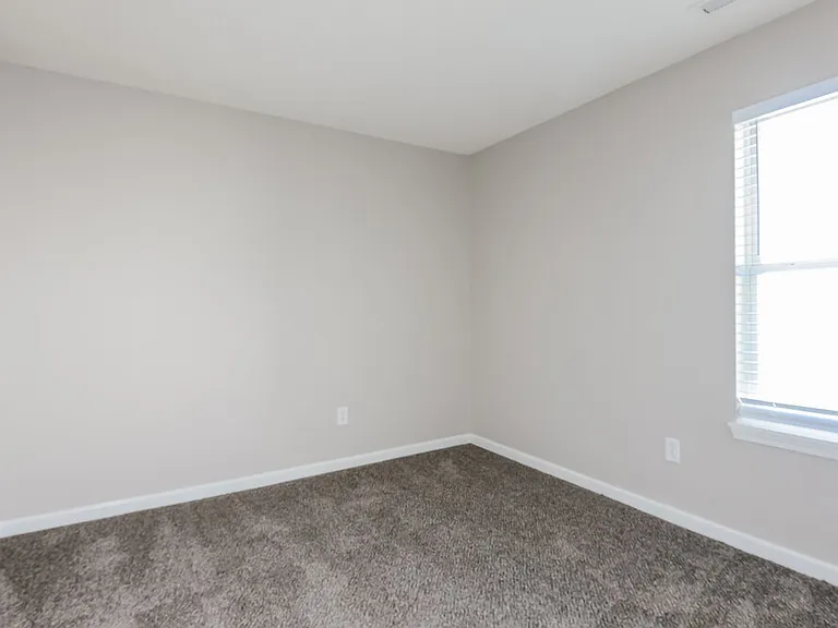9674 Thomas Ln — Photo 13