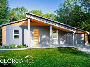 3825 Carter Rd, Buford, GA 30518