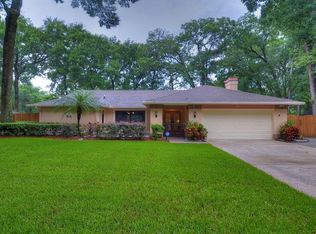 2711 Herndon St, Valrico, FL 33596