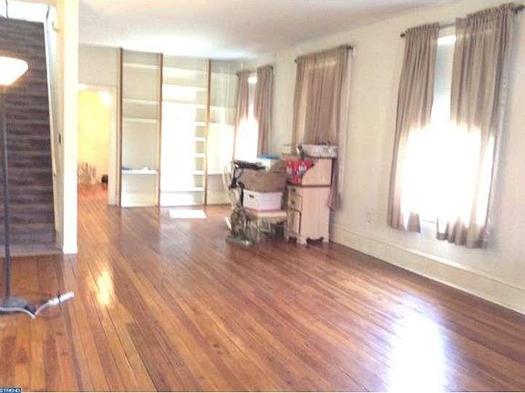 3rd image of 4500 Longshore Ave